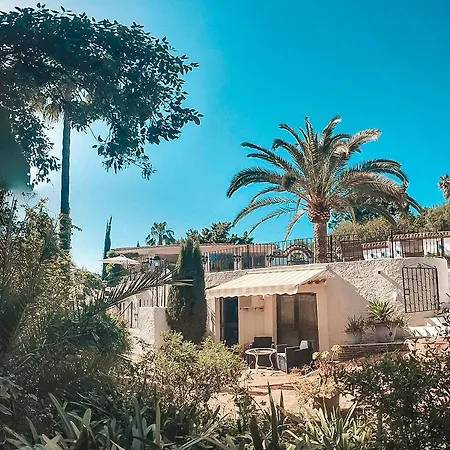 Bed & Breakfast Jardines De La Reina Boutique 3*