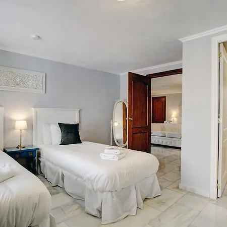 Bed & Breakfast Jardines De La Reina Boutique 3*